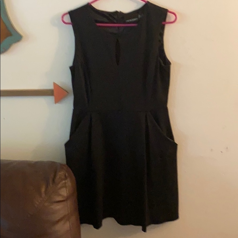 Cynthia Rowley stretchy dress with pockets Size M